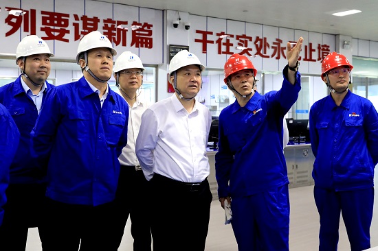 中國華能集團(tuán)董事長溫樞剛到鶴崗電廠、伊春熱電督導(dǎo)調(diào)研生態(tài)環(huán)保及安全生產(chǎn)工作