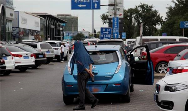 一年新車對折賣 新能源二手車何去何從？